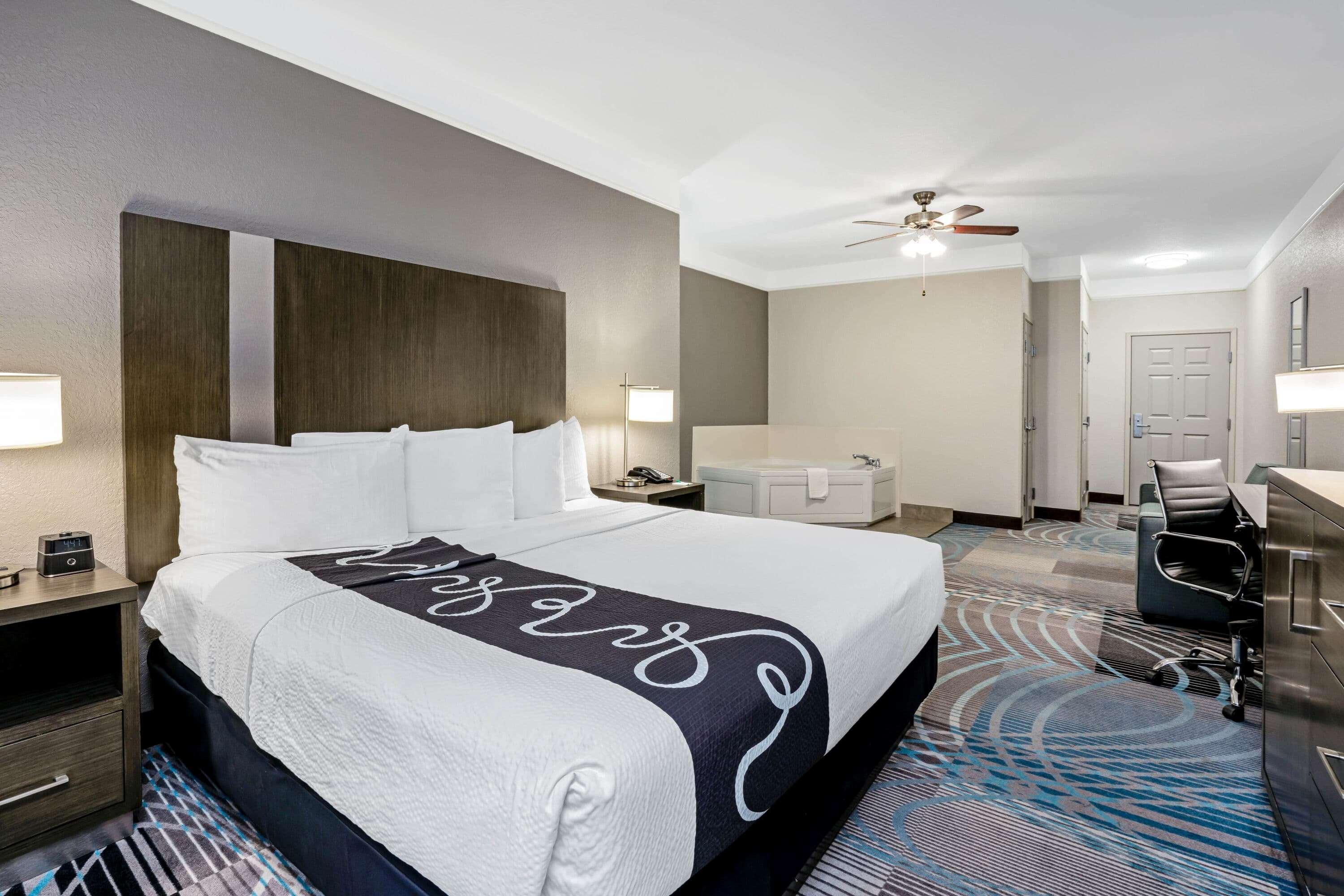 מלון La Quinta By Wyndham קונרו מראה חיצוני תמונה